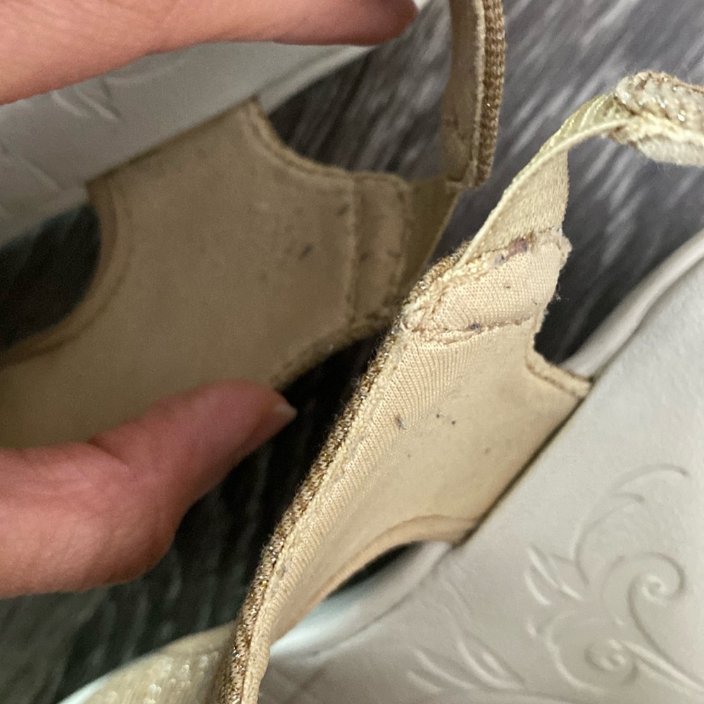 Bzees Delicious Gold-22 Glittery canvas open toe Velcro ankle strap Zees sandals - Picture 17 of 17